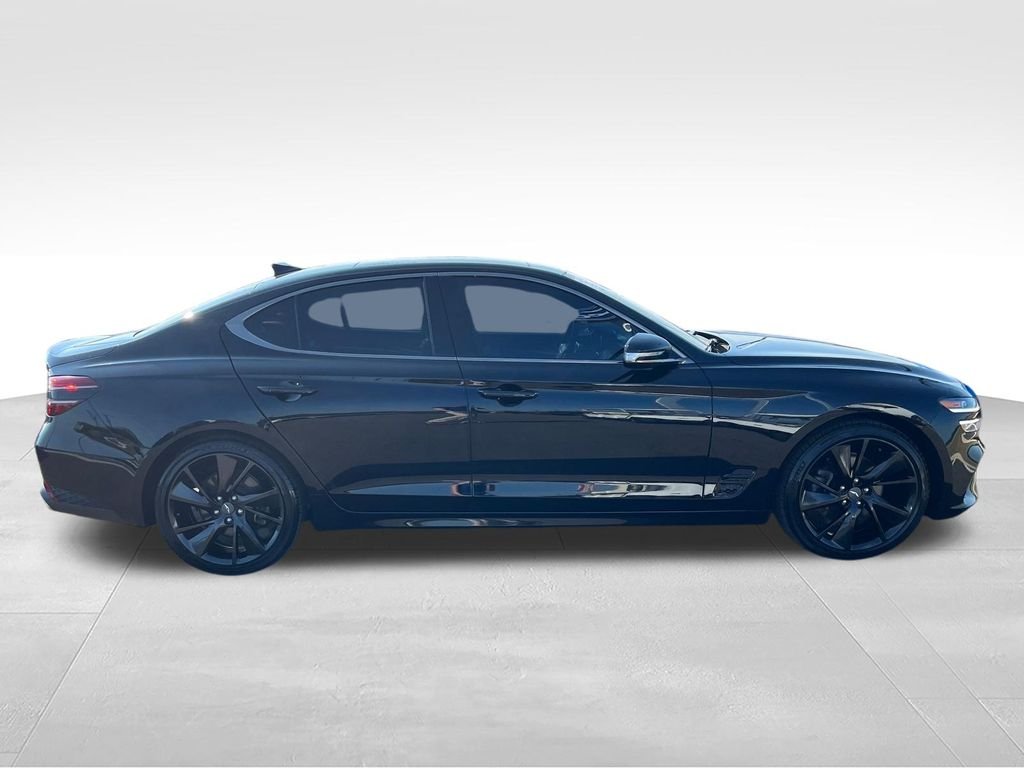 Used 2023 Black Genesis 2.0T image 6