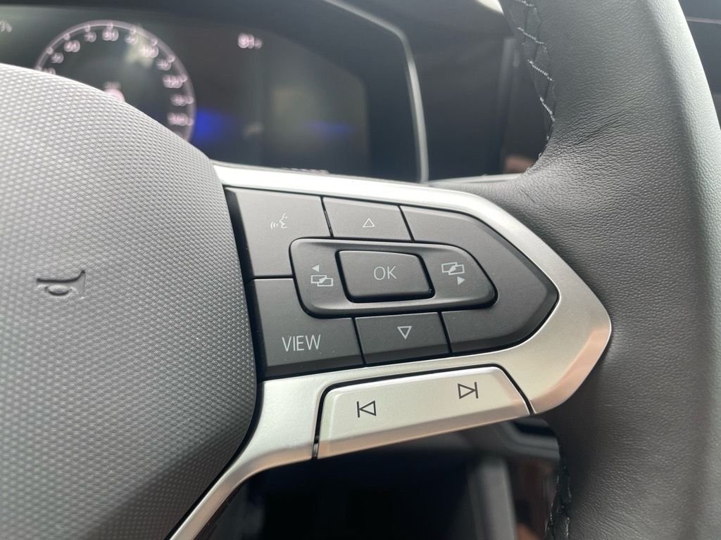 2025 Volkswagen Jetta SE - Photo 9