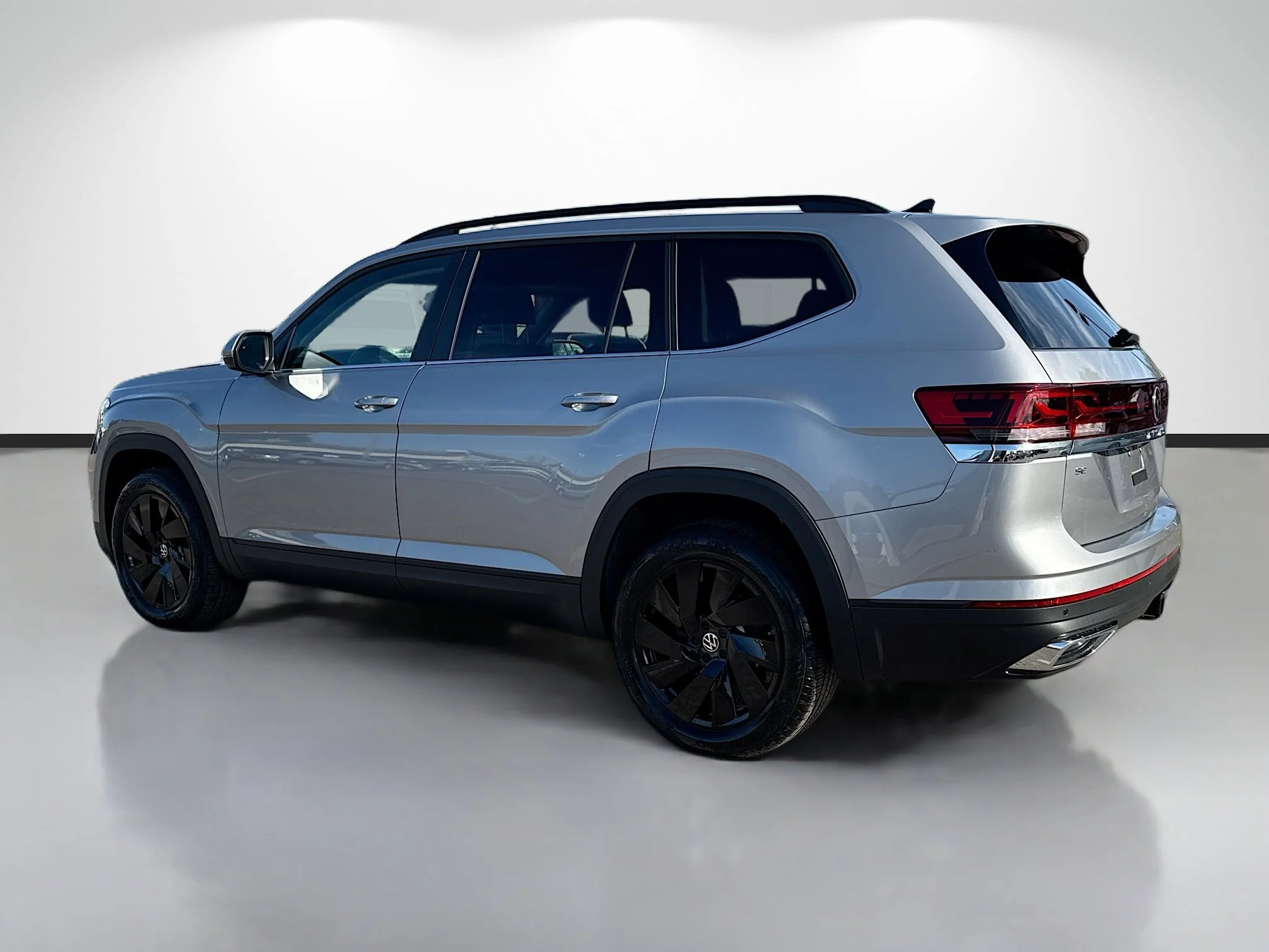 New 2026 Mist Volkswagen 2.0T SE w/Technology image 5