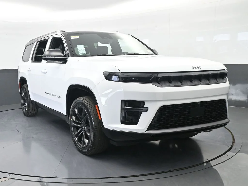 New 2026 Bright White Clearcoat Jeep Summit Obsidian image 9