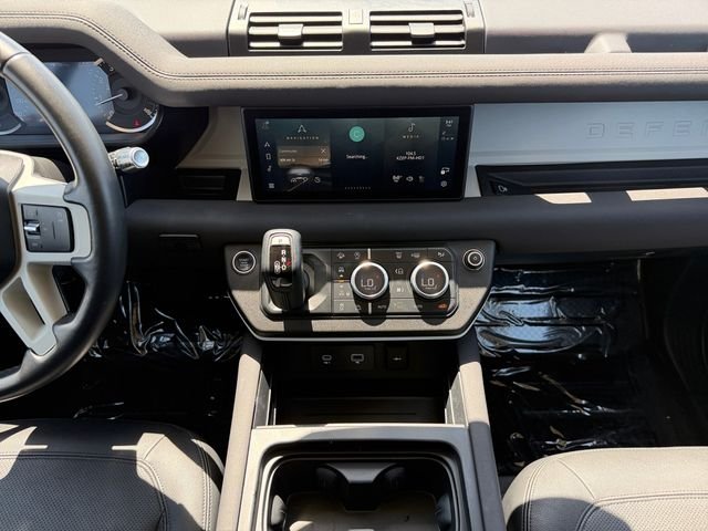 Used 2022 Eiger Grey Metallic Land Rover S image 15
