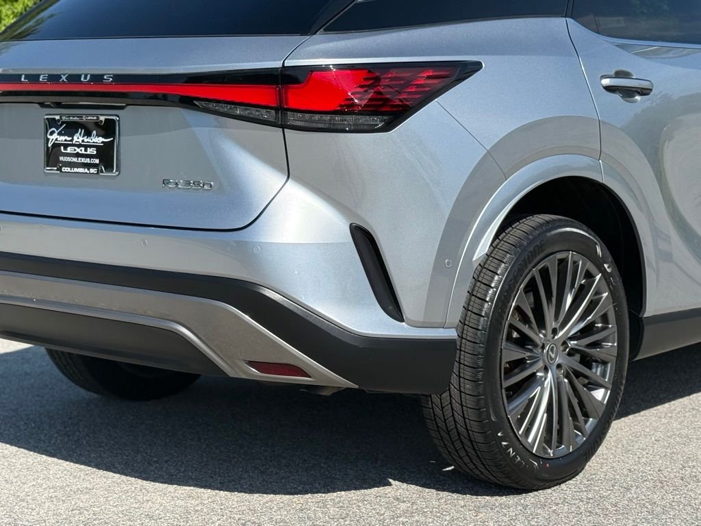 Used 2023 Silver Lexus 350 Luxury image 13