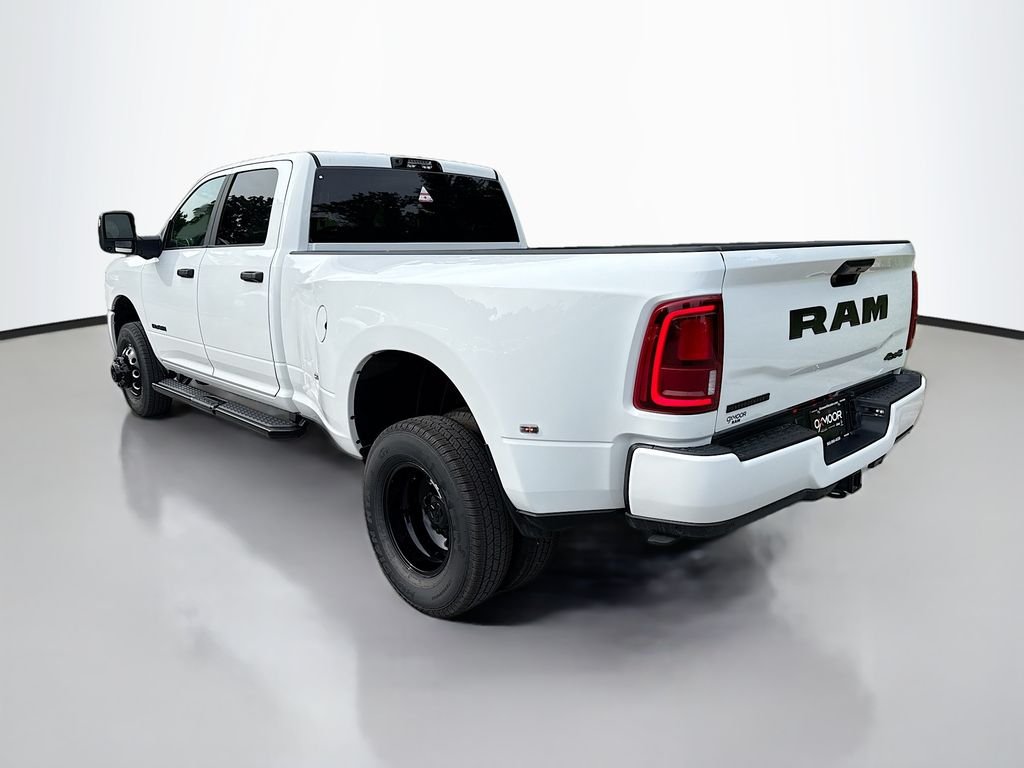 New 2026 Bright White Clear-Coat Exterior Paint RAM Big Horn image 5