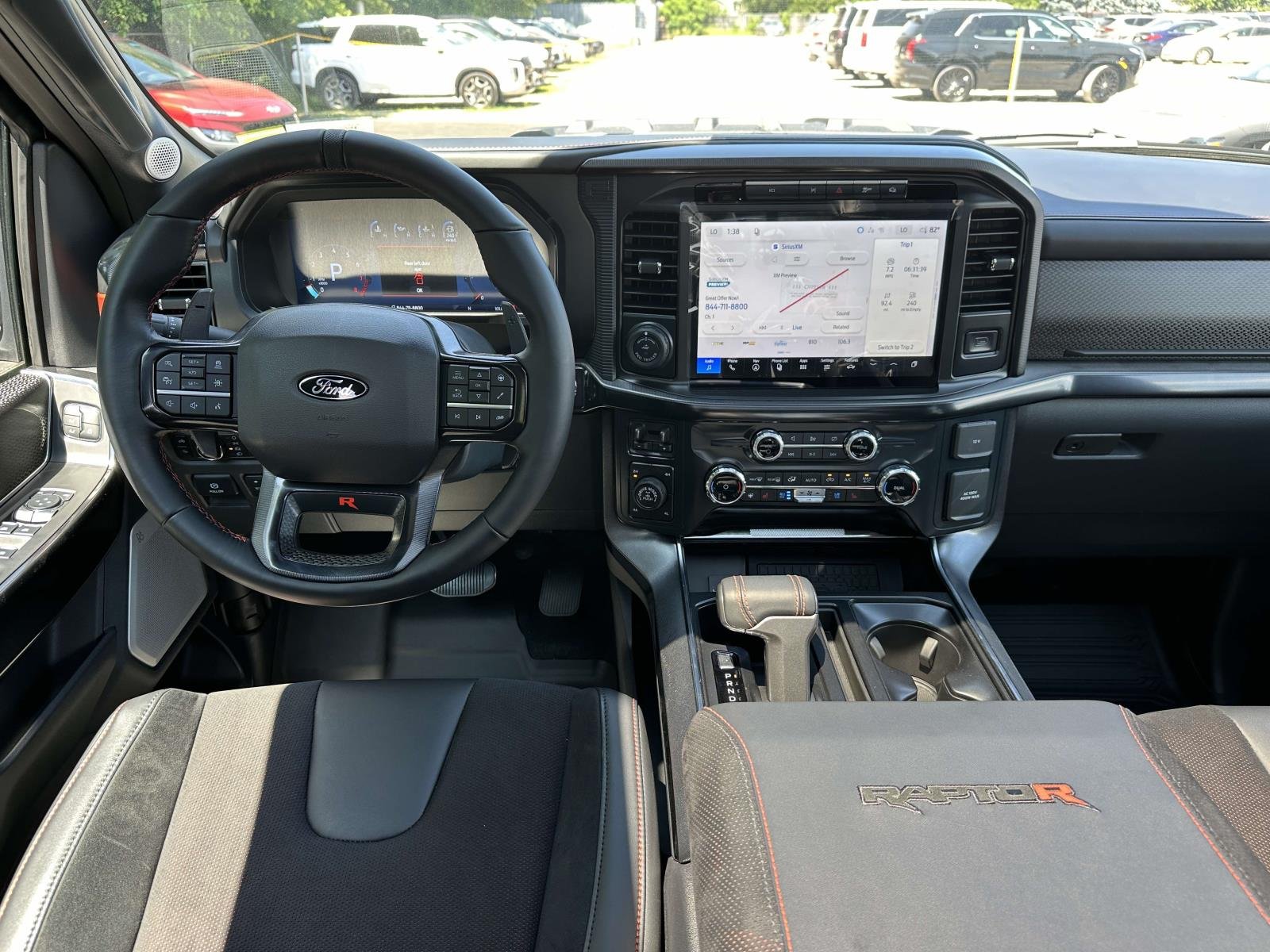 2026 Ford F-150 Raptor - Photo 12