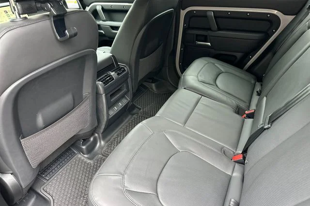 New 2026 Borasco Grey Land Rover X-Dynamic SE image 11