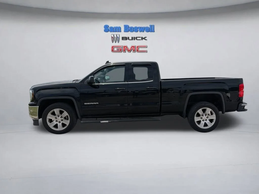Used 2017 ONYX BLACK GMC SLE image 6
