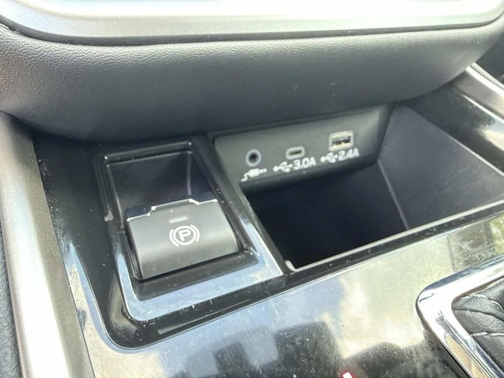 Used 2025 Blue Subaru Limited image 36