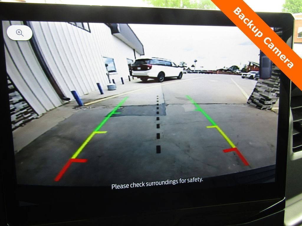 Used 2024 Silver Ford XLT image 15