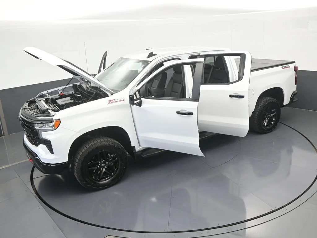 Used 2024 Summit White Chevrolet LT Trail Boss image 75