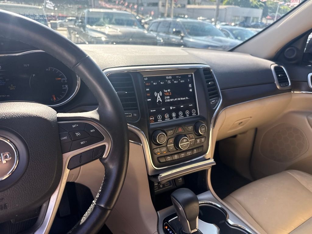 Used 2018 White Jeep Limited image 8