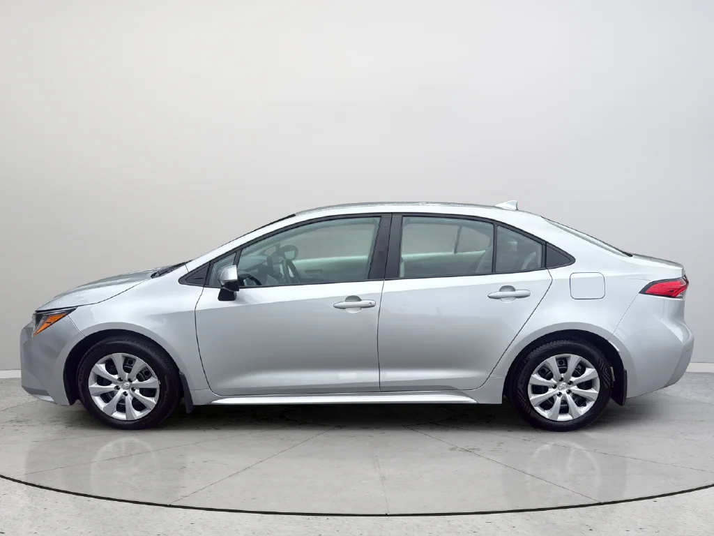 Used 2025 Silver Toyota LE image 5
