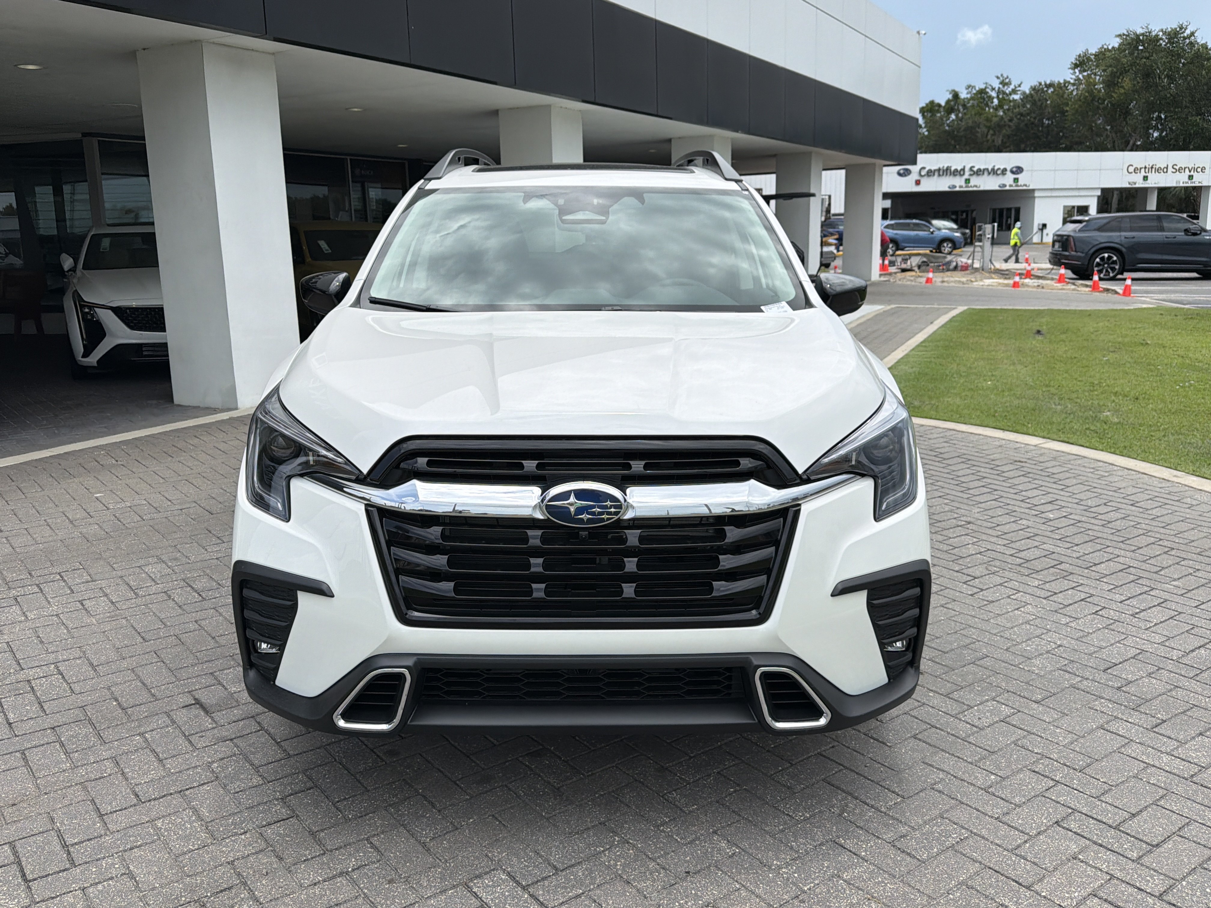 New 2026 CRYSTAL WHITE PEARL Subaru Touring 7-Passenger image 8