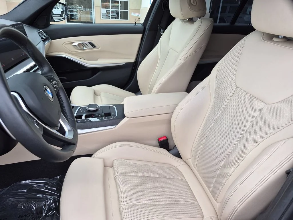 Used 2023 White BMW 330i image 11