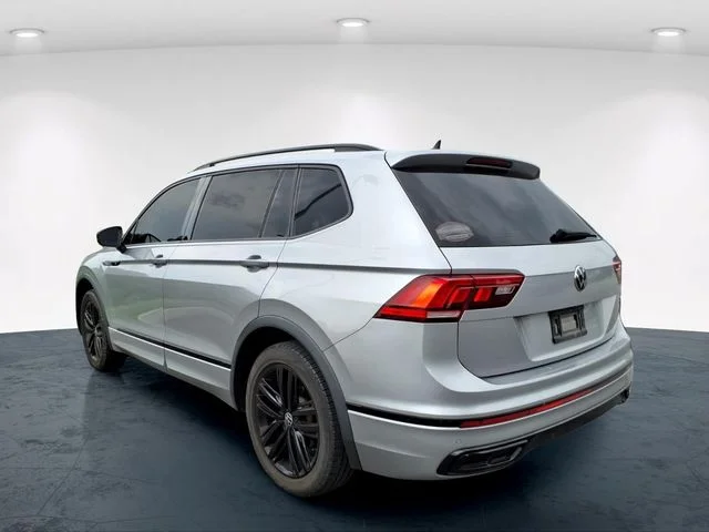 Used 2022 Silver Volkswagen 2.0T SE R-Line Black image 19