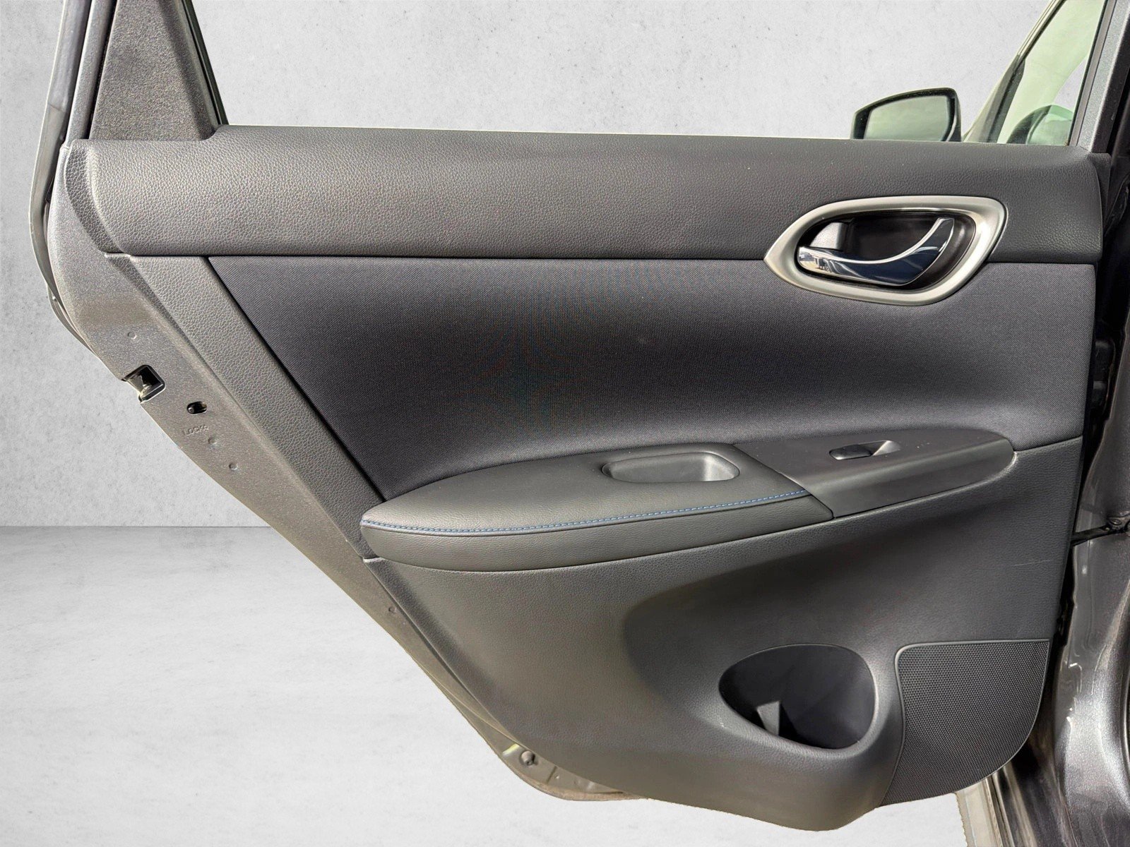 Used 2018 Gun Metallic Nissan SR Turbo image 22