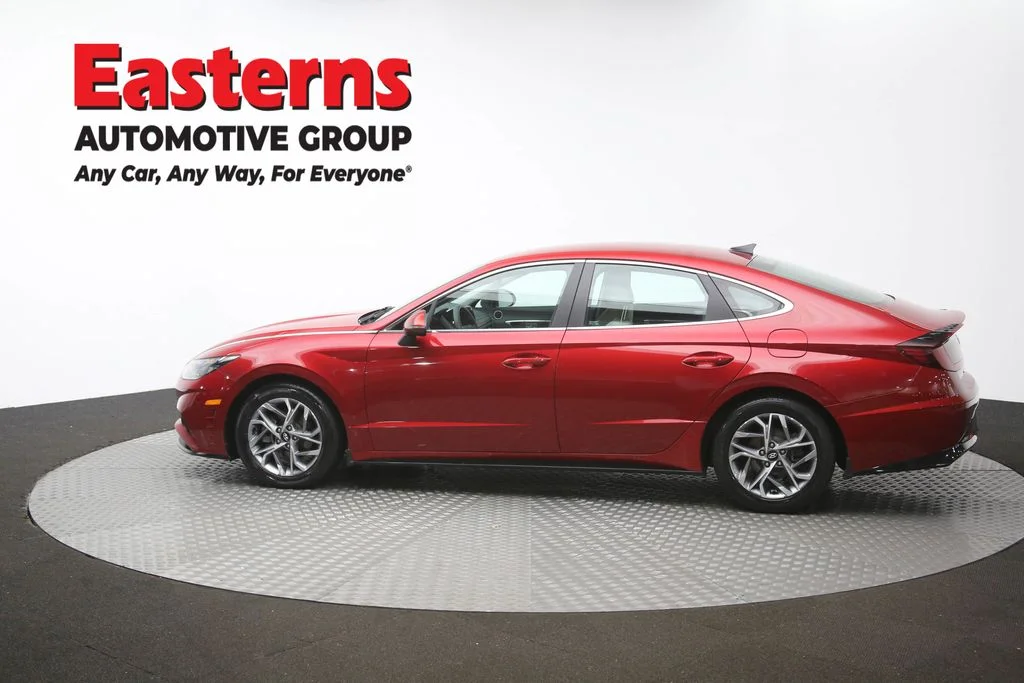 Used 2023 Red Hyundai SEL image 60