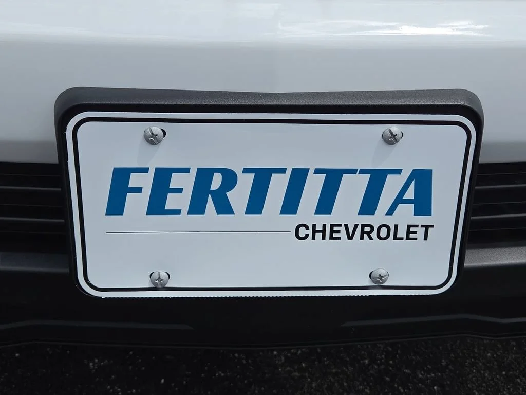 New 2026 Summit White Chevrolet Custom image 23