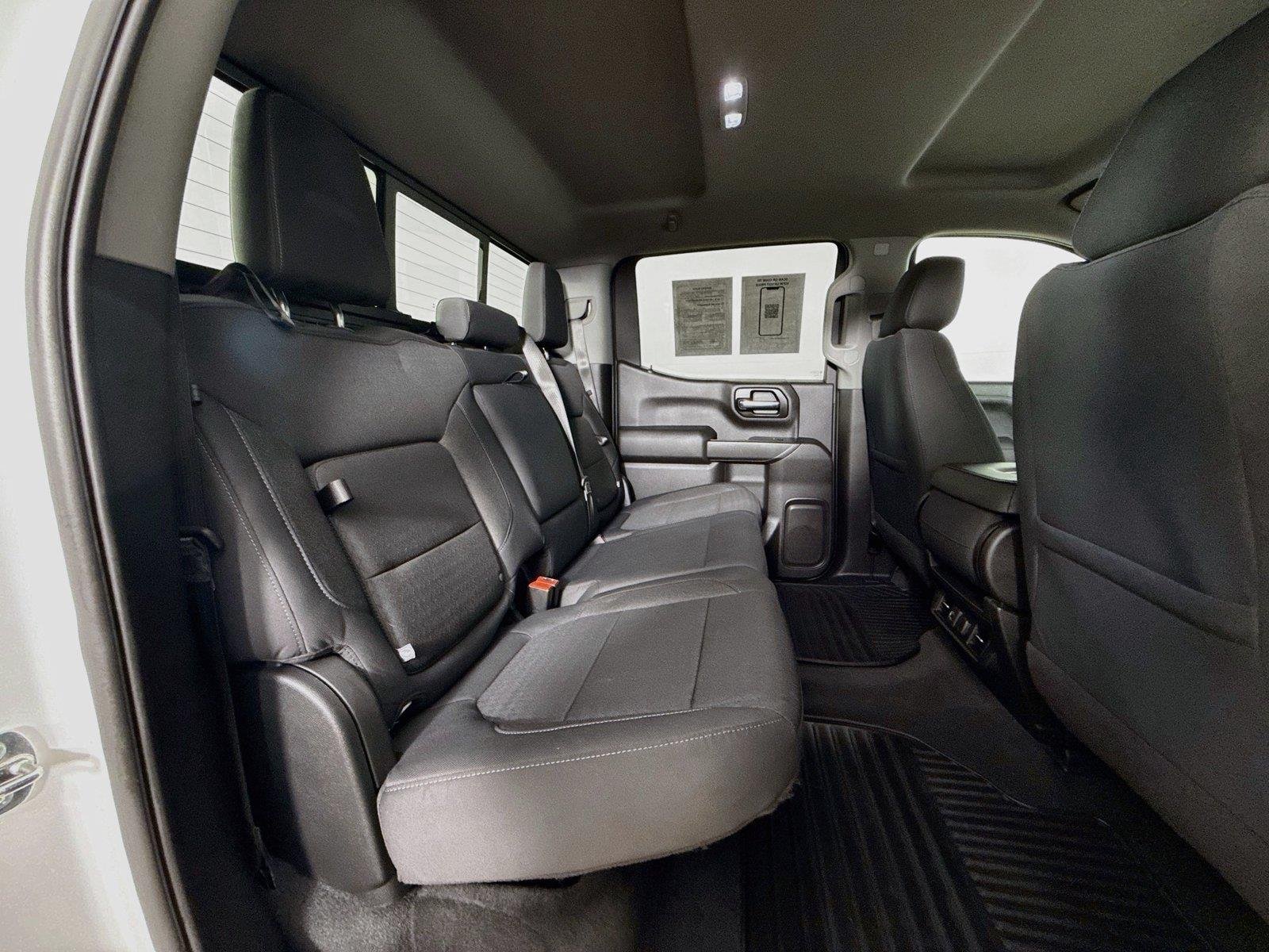 Used 2020 SUMMIT WHITE Chevrolet LT image 27
