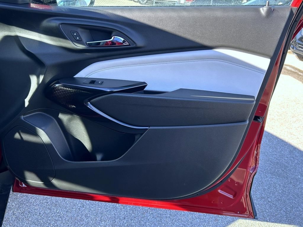 2026 Chevrolet Trax LT - Photo 18