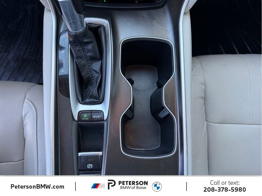 Used 2018  Honda Touring image 20