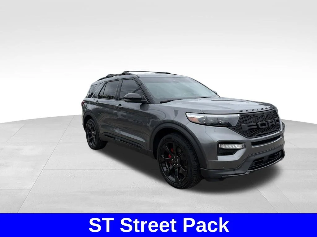 Used 2022 Gray Ford ST image 4