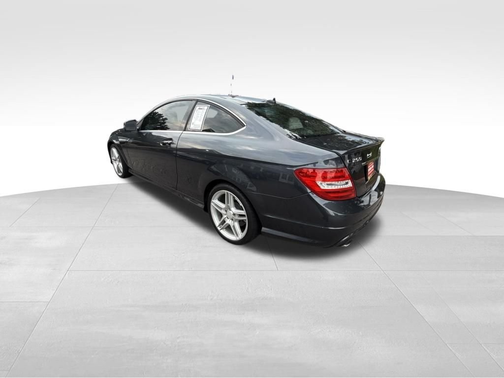 Used 2014 Gray Mercedes-Benz C 250 image 3