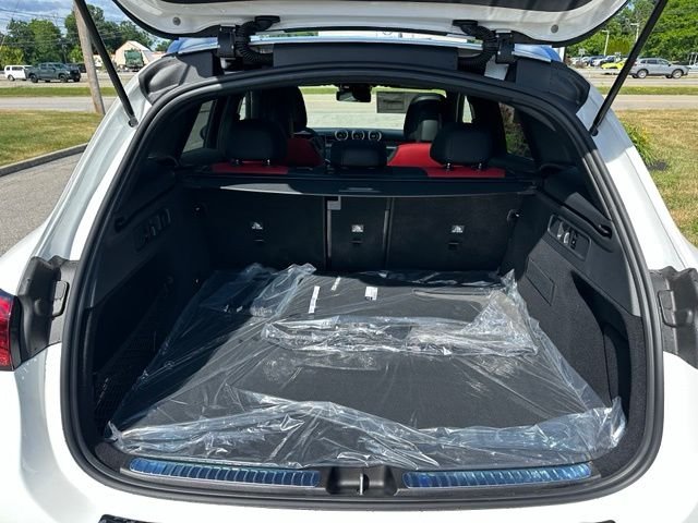 New 2026 Polar White Mercedes-Benz GLC 300 image 35
