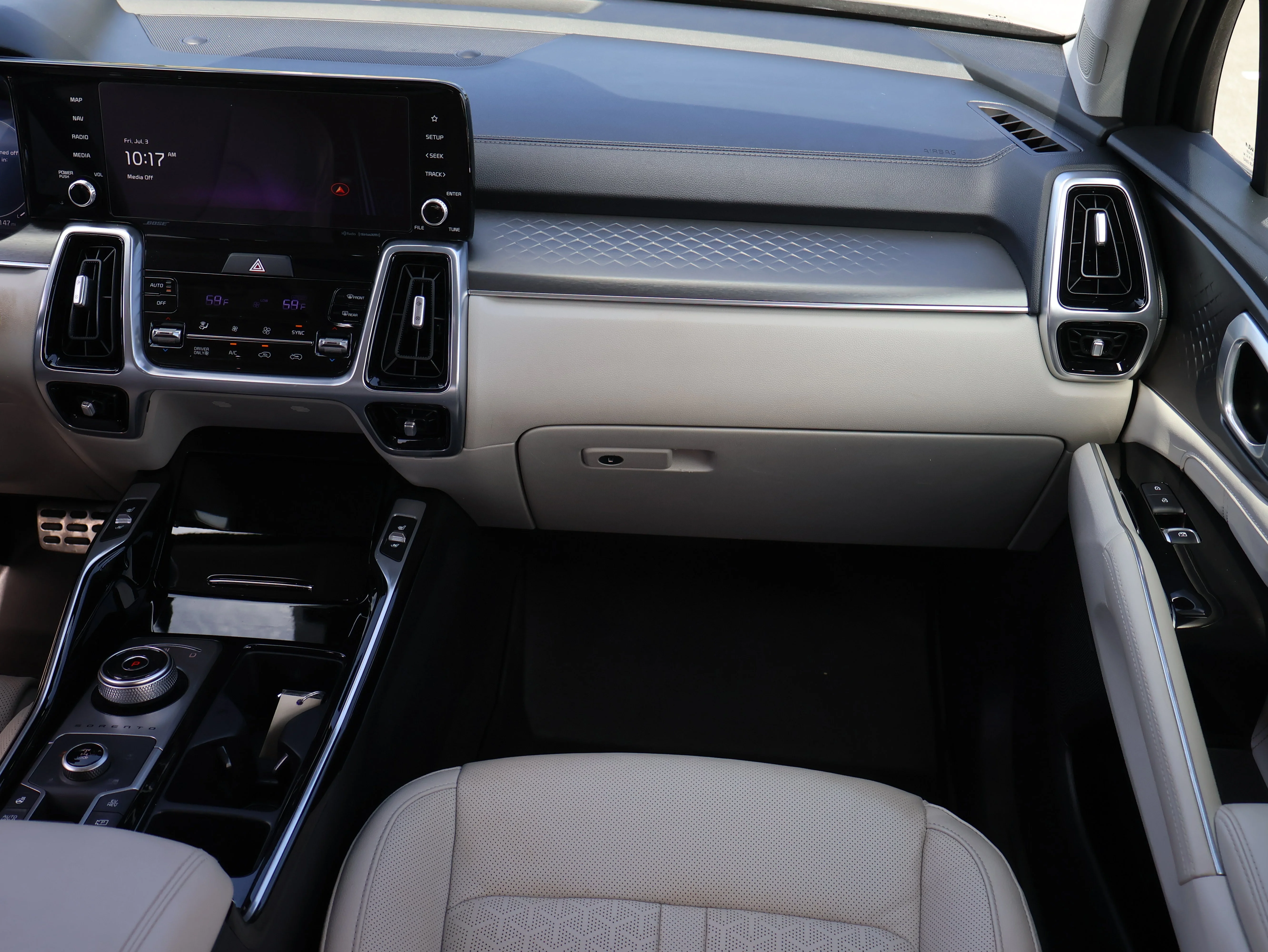 Used 2023 Aurora Black Kia SX Prestige image 14