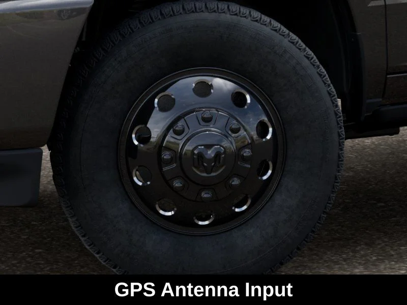 New 2026 Granite Crystal Metallic Clear-Coat Exterior Paint RAM Laramie image 10