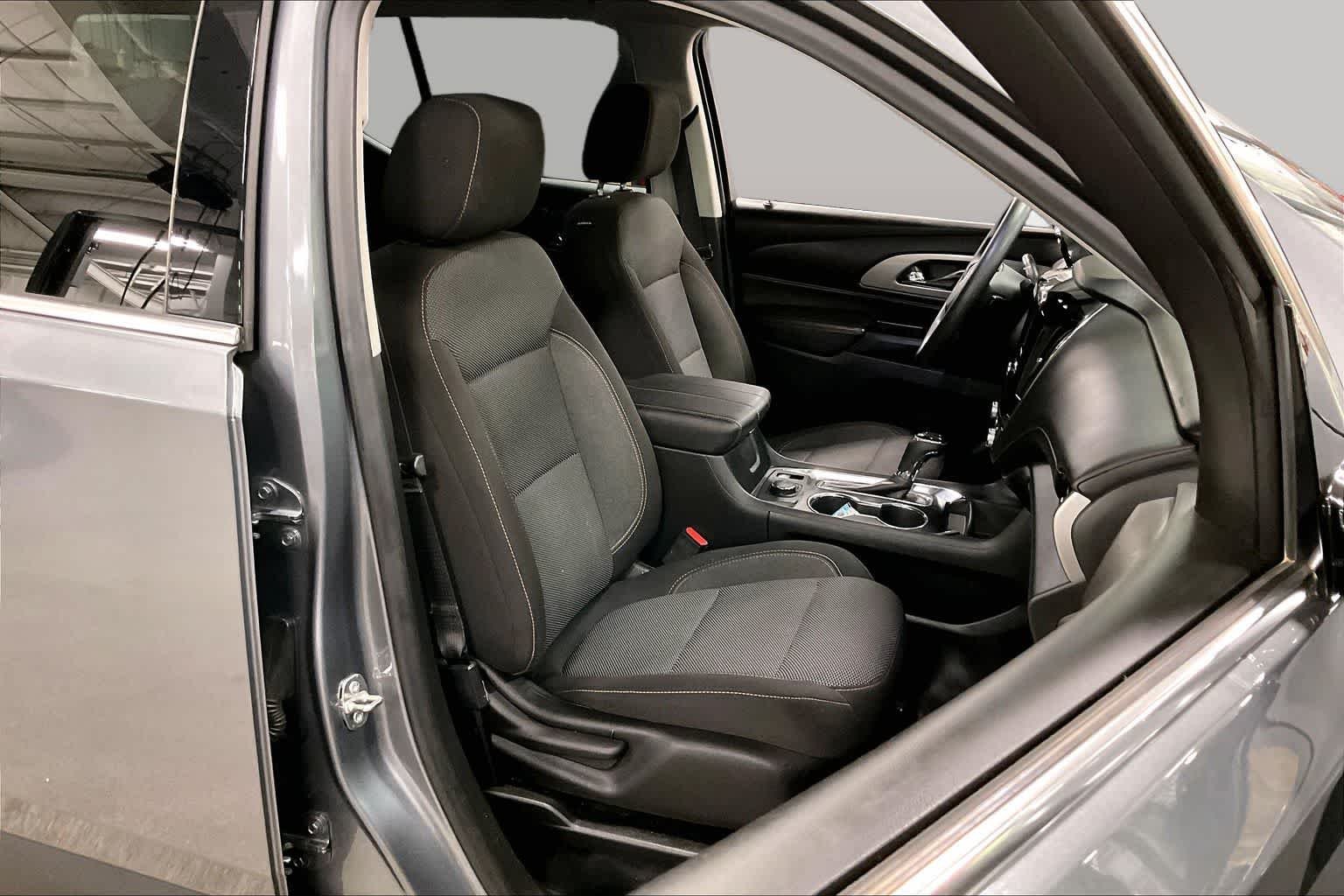 Used 2019 Satin Steel Metallic Chevrolet LS image 9