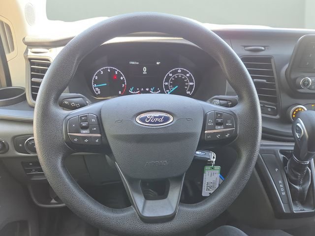 Used 2025 Oxford White Ford Base image 18