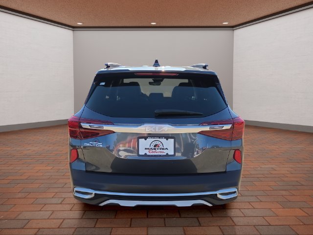 Certified Used 2022 Gray Kia EX image 31