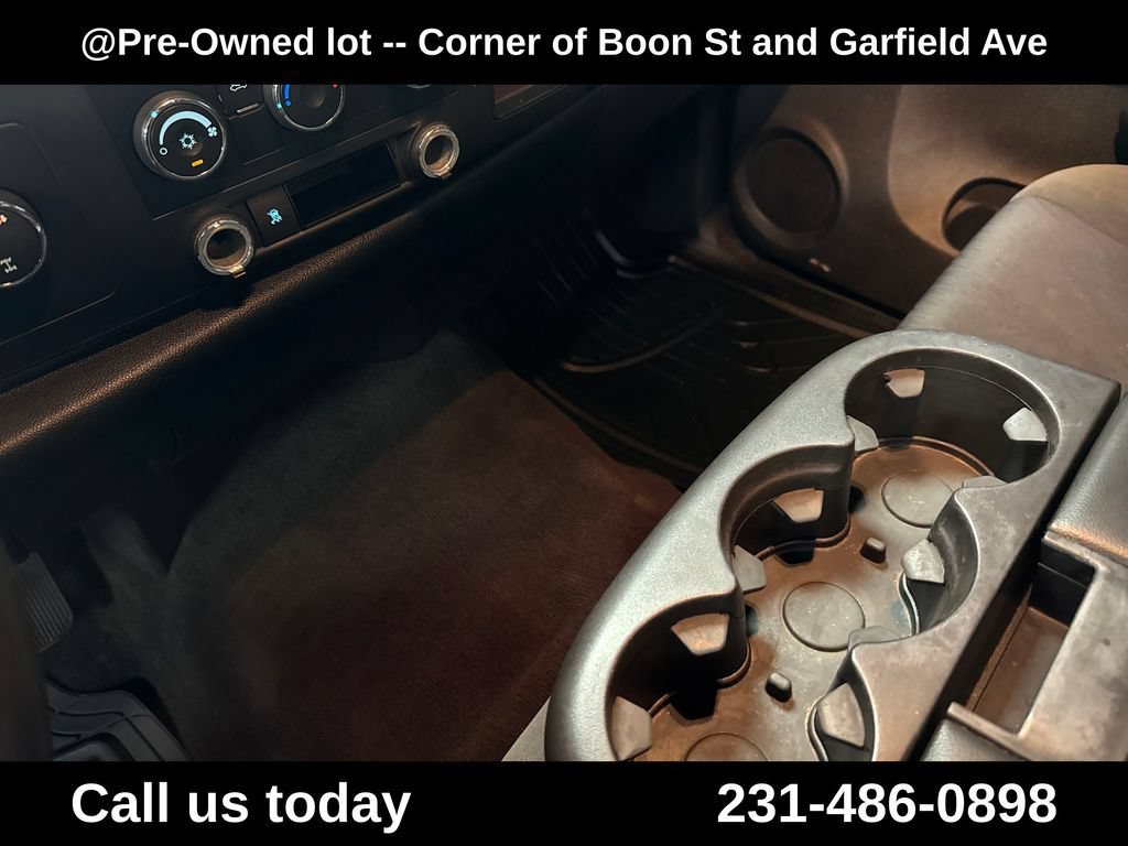 Used 2009 Sonoma Jewel Metallic GMC Work Truck image 24
