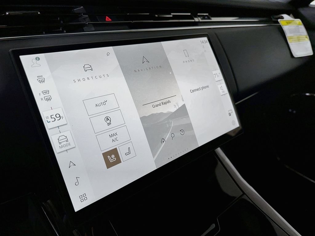 New 2026 Borasco Grey LAND ROVER SE image 17