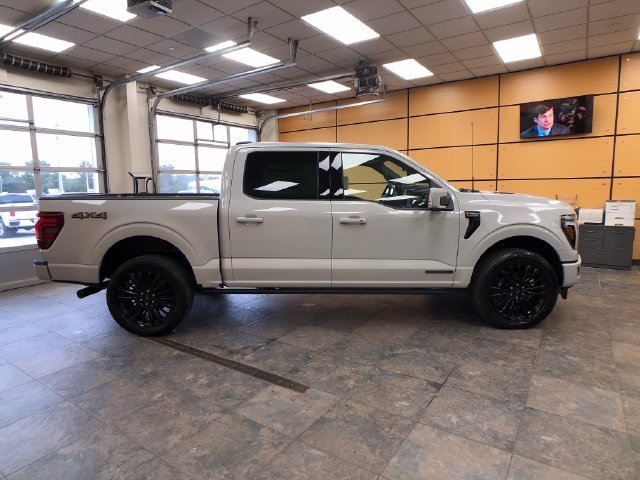 New 2026 Avalanche Ford Platinum® image 8
