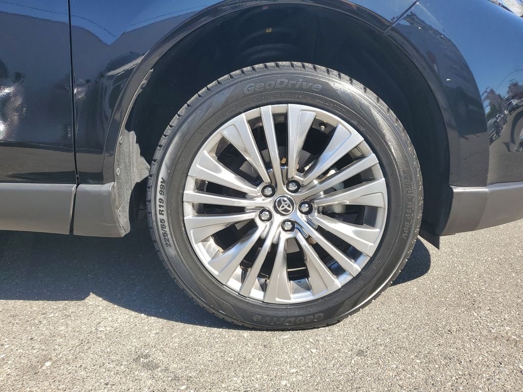 Used 2024 Black Metallic Toyota XLE image 6
