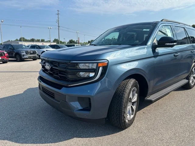 New 2027 Nocturnal Blue Metallic Ford Active image 32