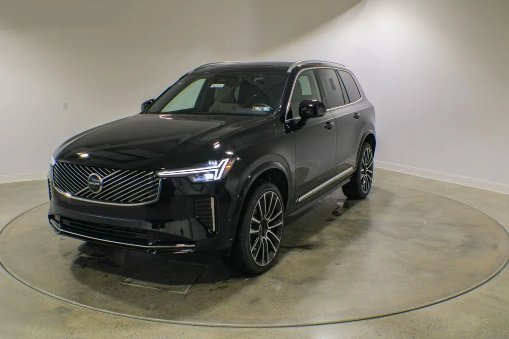 2026 Volvo XC90 B6 Plus Bright 7-Seater 4WD's photo