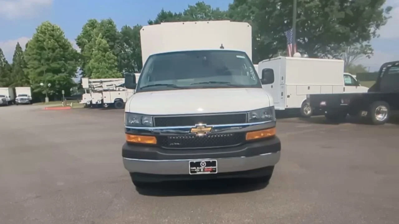 New 2025 Summit White GMC Work Truck image 3
