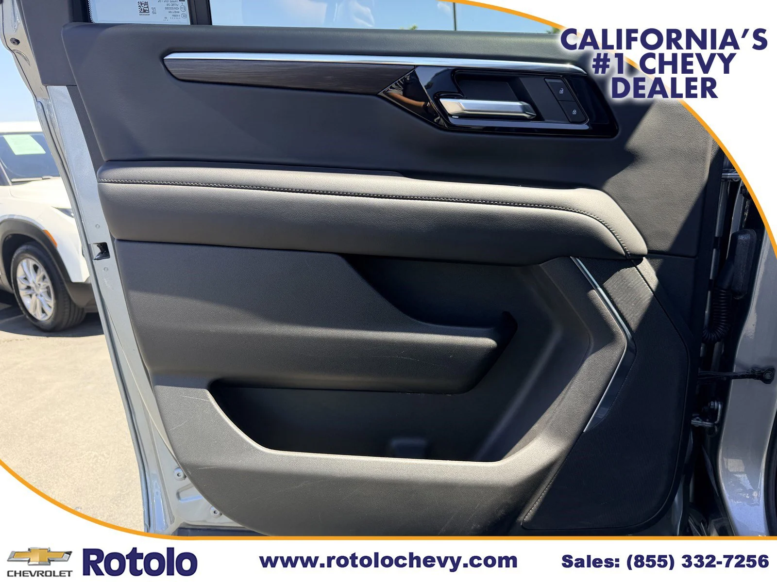 Used 2025 Sterling Gray Metallic Chevrolet Z71 image 18