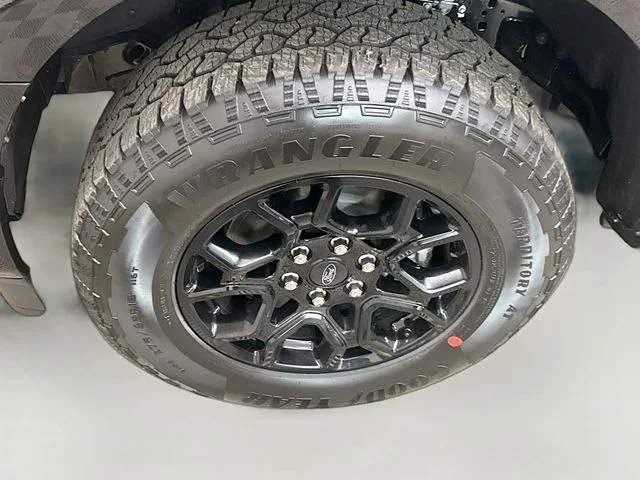New 2026 Black Metallic Ford XLT image 31