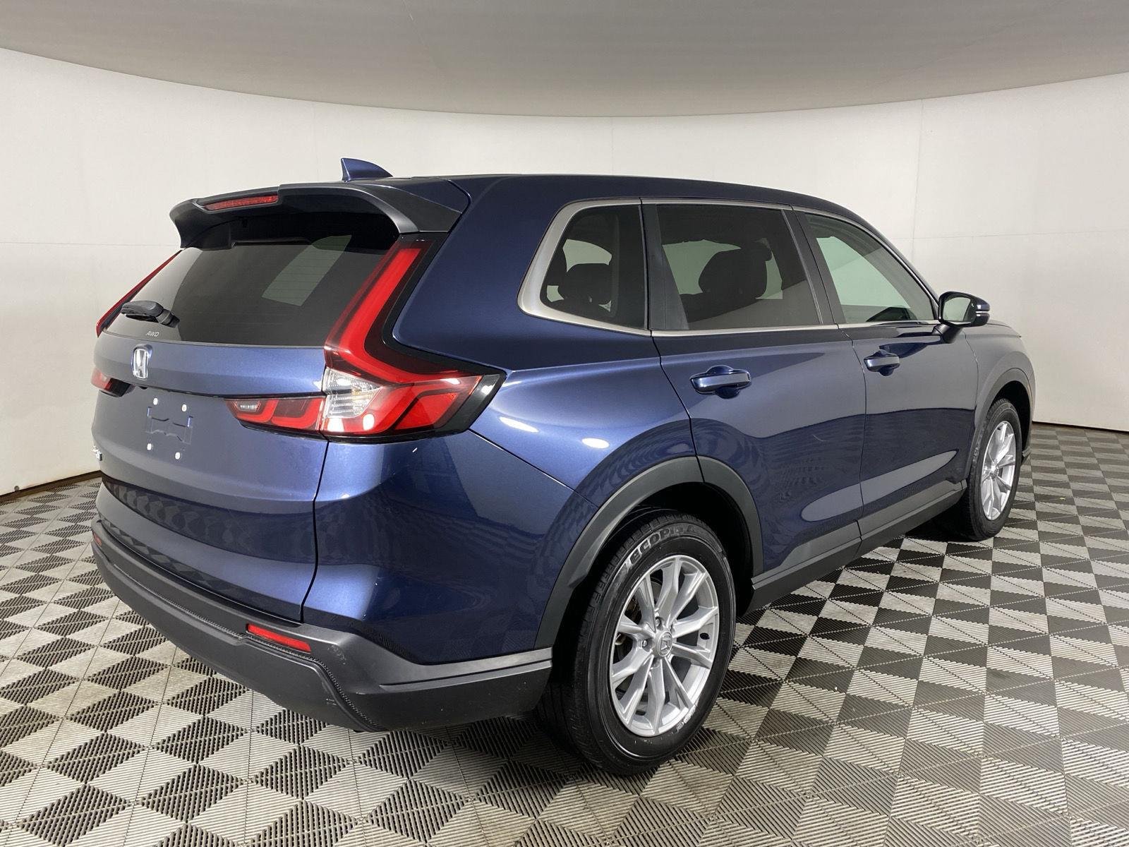 Used 2024 Canyon River Blue Metallic Honda EX image 10