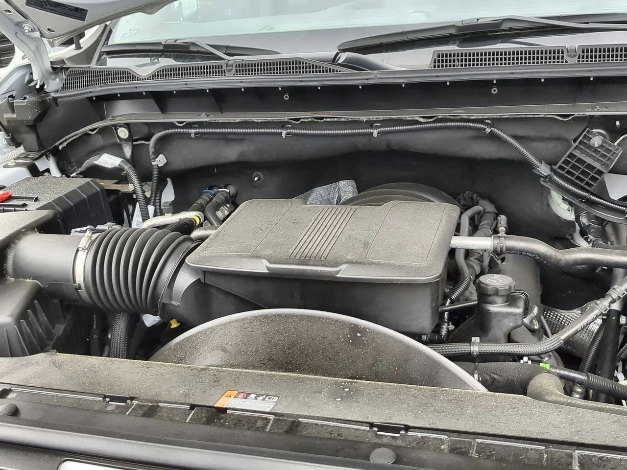 2025 GMC Sierra 3500 Chassis Cab Pro - Photo 28