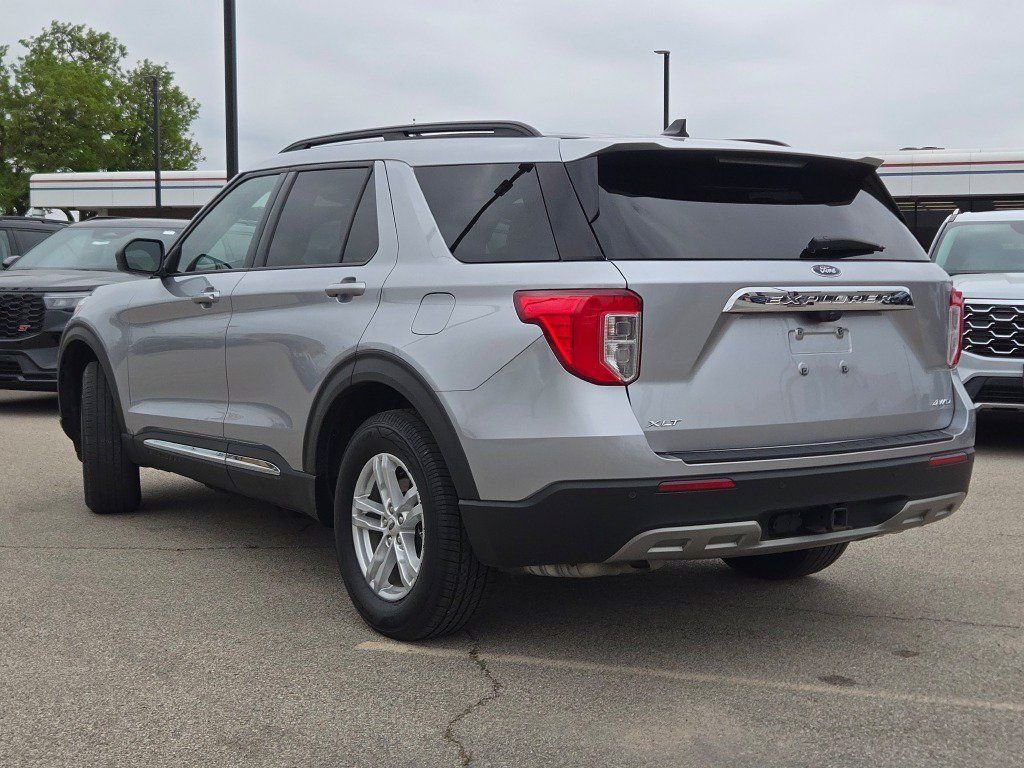 Used 2021 Silver Ford XLT image 14