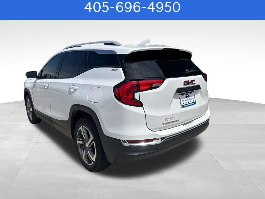Pre-Owned 2021 GMC Terrain SLT