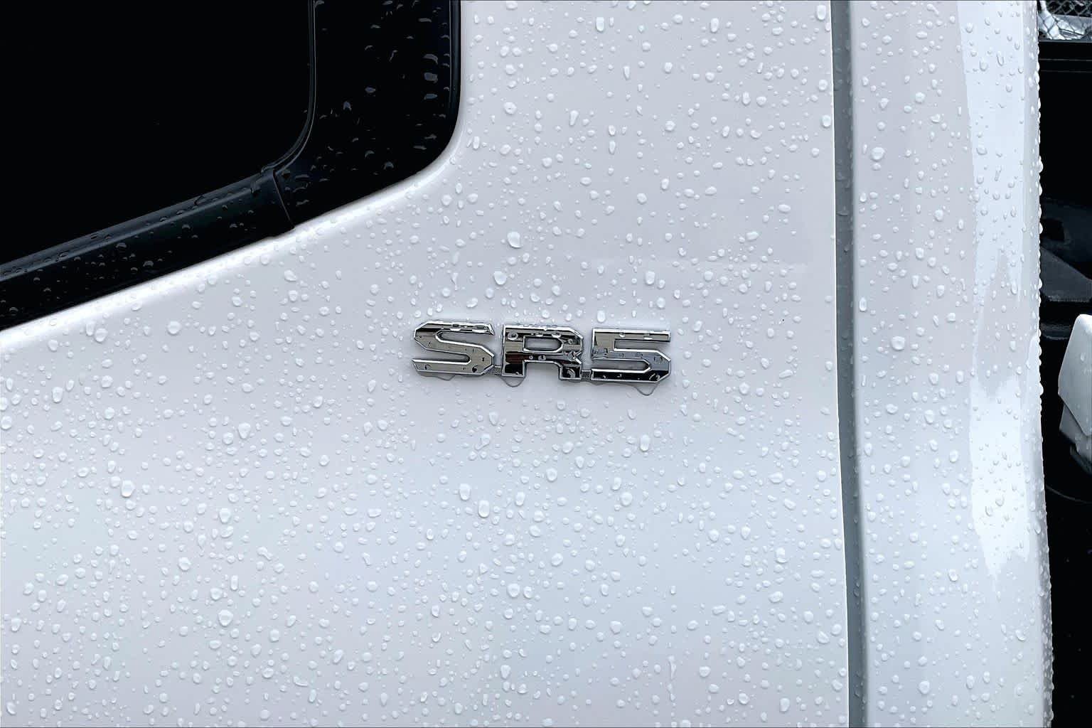 Used 2024 Ice Cap Toyota SR5 image 10