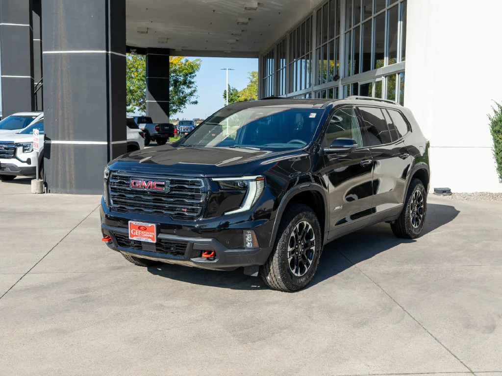 2027 GMC Acadia AT4 - Photo 3