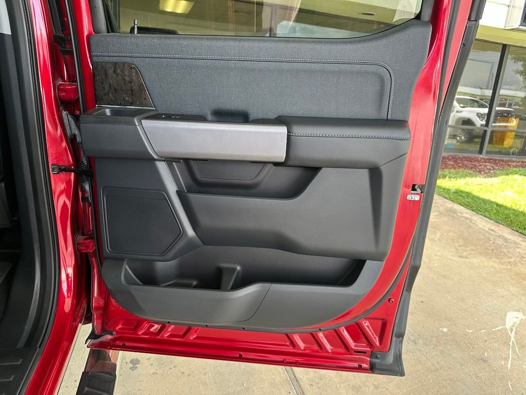 Used 2022 Red Ford Lariat image 32