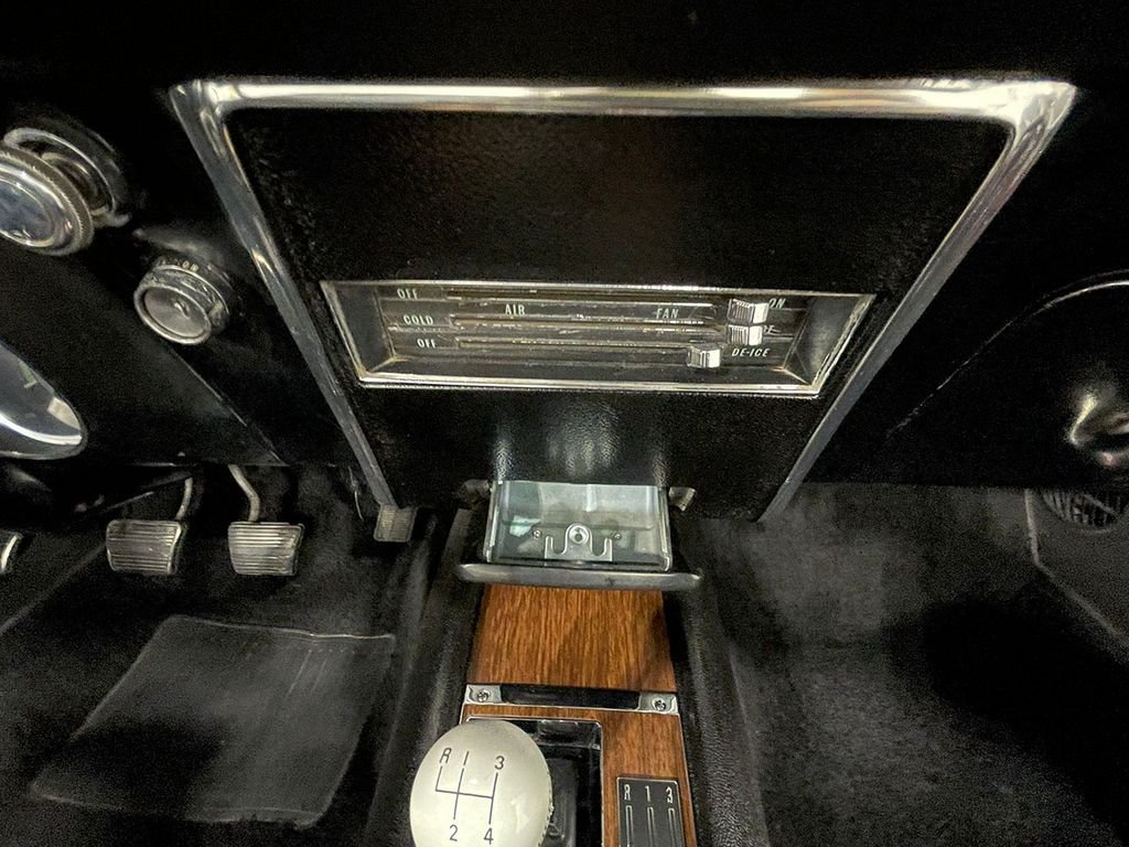 Used 1968 Red Chevrolet  image 37
