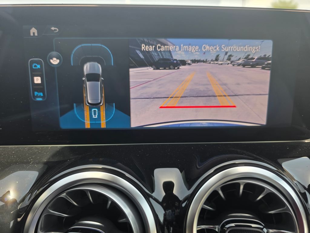 New 2026 Polar White Mercedes-Benz GLA 250 image 27